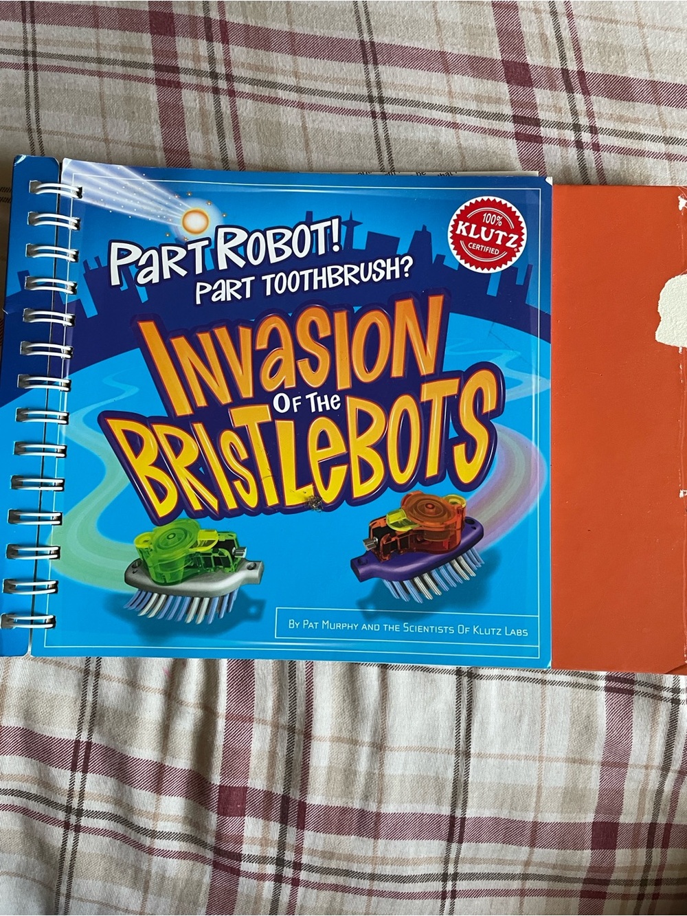Invasion of the Bristlebots Kids Activity Book - Klutz - Blue